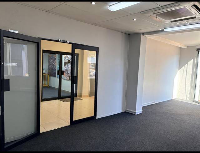 199M² OFFICE TO LET IN KYALAMI